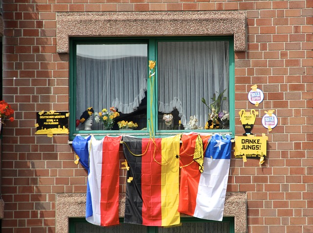 还有来自各 还有来自各